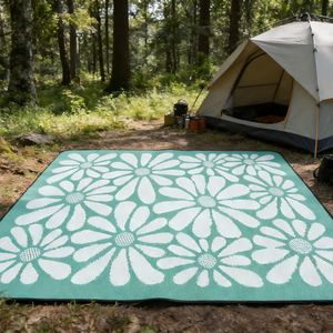 Tapis d'extérieur faciles d'entretien en plastique PP pour pique-nique et camping - Product Image 1
