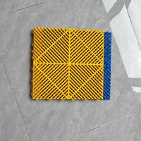 Großhandel Snap-Fit Modulare Bodenfliesen 400x400x18mm Erhöhte Entwässerung Ölbeständiges Werkstatt-Bodengitter-Set