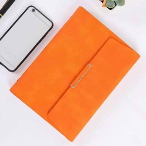 Juego <span class=keywords><strong>de</strong></span> caja <span class=keywords><strong>de</strong></span> regalo con impresión <span class=keywords><strong>de</strong></span> logotipo personalizado A5 PU Tapa dura estampado dorado planificador <span class=keywords><strong>de</strong></span> reuniones <span class=keywords><strong>de</strong></span> negocios cuaderno al por mayor - Product Image 3