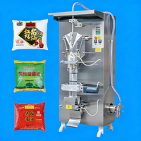 Machine d'emballage automatique de liquides en sachets plastiques pour lait et eau, machine de remplissage et de scellage de petits sachets pour jus et huile