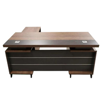 Bureau de direction rectangulaire moderne en bois - Bureau de luxe pour PDG avec taille et design personnalisables
