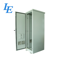 Armoire de serveur extérieure IP65 19 pouces 42U, étanche et résistante aux hautes températures, avec climatiseur en stock