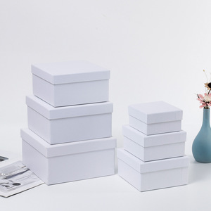 Custom Logo Collector Luxury Gift Velvet White Magnetic Jewelry Travel Packaging Ring Carton Jewelry Box