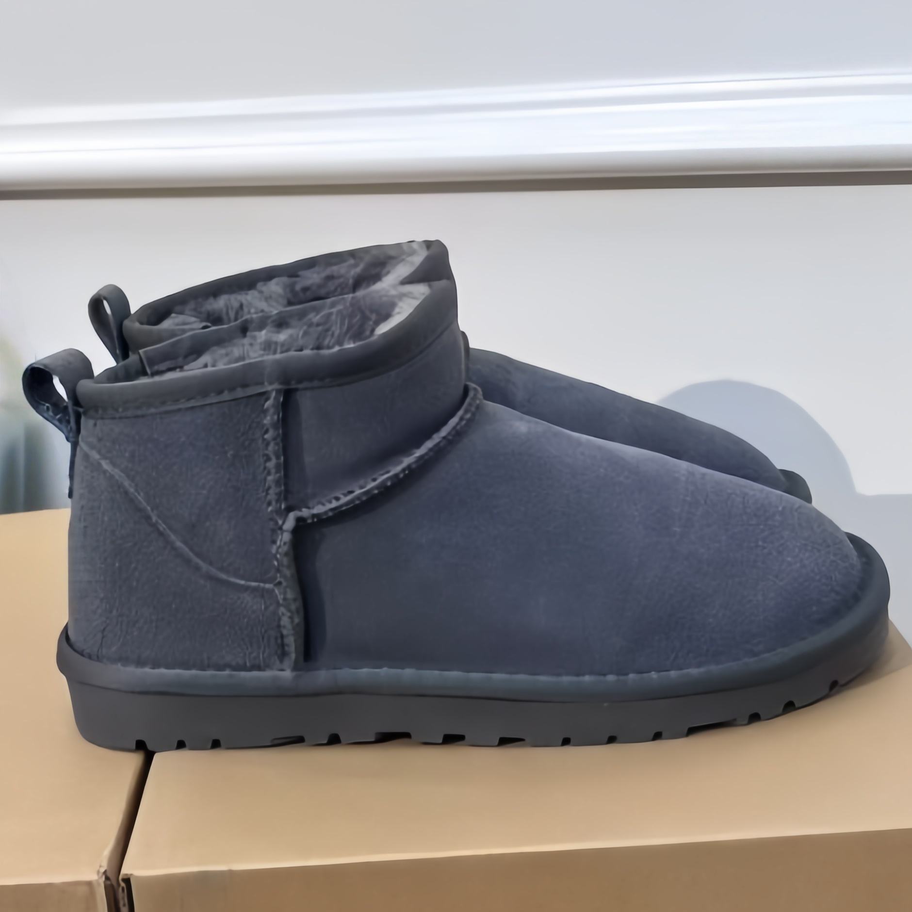 สีน้ำเงินเข้ม