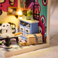 KNOWME W-2513 Kit de maison de poupée miniature DIY Puzzle 3D Jouet éducatif Modèle en plastique en bois dans le style Little Chef God House