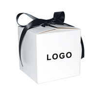 Schwarze Logo-Prägung Hochzeits-Süßigkeiten-Schokoladen-Snack-Gelee-Keks-Verpackung Maßgefertigte Weiße Kartonbox mit Schwarzen Schleifen