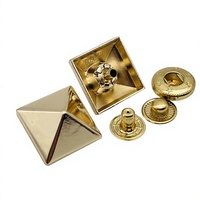 Lot de boutons-pression carrés pyramidaux de 19 mm en métal moulé sous pression, 4 pièces, avec capuchon, anneau ouvert, plaqué or, pour veste en jean, cuir, personnalisable