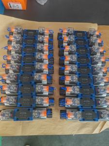 4WE10E31B/CG24N9Z5L ยี่ห้อ OEM 4WE10J/CW220-50 โซลินอยด์วาล์วควบคุมทิศทางแบบสามทาง 315 บาร์ 80 แกลลอนต่อนาที 10 ลิตรต่อชั่วโมง พอร์ตขนาด 3/8 นิ้ว - Product Image 2