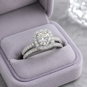 Set di Anelli Classici Stile Fidanzamento, Design Elegante per Donne - Product Image 6