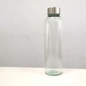 בקבוק מים מזכוכית בורוסיליקט גבוהה ללא BPA 550 ML 750 ML עם מכסה נירוסטה