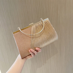 กระเป๋าคลัทช์ผู้หญิงแบบพับจีบหรูหราทันสมัย ประดับด้วยคริสตัล สำหรับงานปาร์ตี้ - Product Image 3