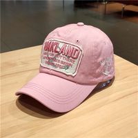 Casquette Boxy personnalisée non structurée avec patchs brodés Casquette Boxy en coton à cinq panneaux