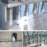 Automatische vul- en afsluitmachine voor smoothie fruitsap in spuitzakken, Doypack systeem voor puree