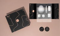 Boîte d'emballage en carton de luxe personnalisée pour l'électronique nouveau style de lucarne fenêtre trou d'accrochage conception en relief pour la stratification brillante
