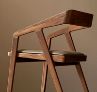 Chaise de salle à manger en bois avec revêtement en tissu capitonné, pieds en bois, pour café, bar, restaurant