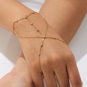 Bracelet pour femme en acier inoxydable serti de plusieurs diamants et de zircons, chaînes de doigts pour cadeau - Product Image 1