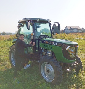 Tractor Agrícola Chino de 100HP 4x4 4WD Multifuncional con Motor, Caja de Cambios y Bomba - Product Image 5