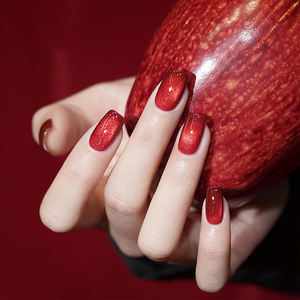 AILANUO Serie de Esmaltes de Uñas en Gel Red Clover Queen de 6 Colores - Personalización de Color Gratuita para Esmalte de Uñas Profesional OEM - Product Image 2