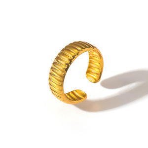 Bán buôn tempusort 18K mạ vàng thép không gỉ nhẫn cưới Inlay Claw thiết lập thiết kế rỗng hợp thời trang phong cách thời trang Nhẫn - Product Image 3