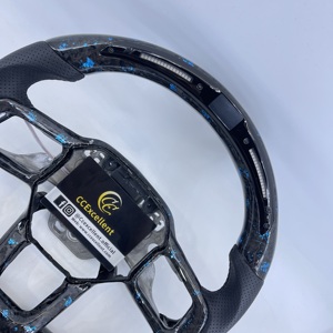 พวงมาลัยคาร์บอนไฟเบอร์แบบกำหนดเอง CCExcellent พร้อมดีไซน์แฟชั่น LED สำหรับปี 2024+ - Product Image 3