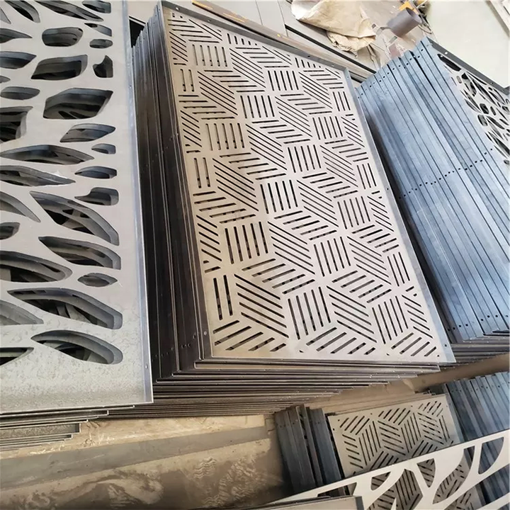 CNC Laser Cut Aluminum Railing - High End Balcony Deck