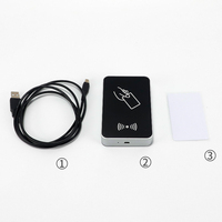 Lecteur/enregistreur USB de bureau intelligent RFID UHF 860 MHz 960 MHz pour l'encodage de balises passives RFID UHF et la lecture de cartes de contrôle d'accès RFID UHF