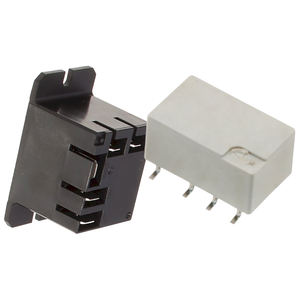 Stock excédentaire KUMP-7A58-24 RELAIS USAGE GÉNÉRAL DPST 15A 24V Relais de puissance testés pour l'fiabilité au-dessus de 2 ampères - Product Image 1