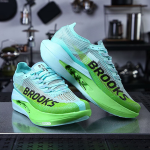 Zapatillas de Running Unisex <span class=keywords><strong>Hyperion</strong></span> <span class=keywords><strong>Max</strong></span> 3 para Hombre y Mujer, con Parte Superior de Malla Transpirable y Placa de Carbono Speed Vault, Ideales para Maratón - Product Image 3