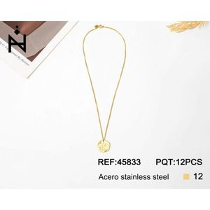 Collier avec pendentif lettre U en acier inoxydable, 1,9 cm, plaqué or, bijoux tendance pour femmes - Product Image 3