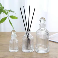 Vente en gros de diffuseurs d'huiles essentielles sans flamme en verre de 50 ml/100 ml/200 ml/500 ml, impression sur écran, décoration en rotin