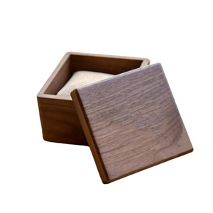 Coffret de montres haut de gamme en bois de noyer poli, fait main, gravé au laser, personnalisé, avec cadre photo et bougie artisanale - Product Image 1