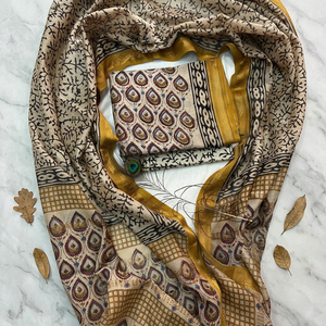 Conjunto de traje de seda Maheshwari premium, estampado a mano con dupatta de seda y parte inferior de algodón cambric, para venta al por mayor de ropa étnica. - Product Image 3