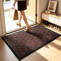 Tapis d'entrée géométrique marron texturé avec bordure en caoutchouc noir, tapis de sol intérieur/extérieur pour la maison et le bureau