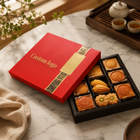 Boîte cadeau personnalisable en carton avec couvercle et base carrés, insert de séparation, logo estampé or, OEM ODM pour emballage alimentaire et foulards