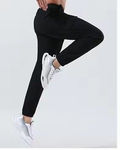 Pantalones de chándal impermeables ligeros para gimnasio Fitness originales de talla grande con logotipo personalizado gratis para hombre con bolsillos Joggers para hombre - Product Image 3