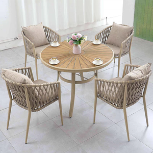 Juego de Muebles de Comedor de Aluminio Moderno y Duradero para Exteriores, Mesa y Sillas para Jardín, Patio o Apartamento con Diseño de Mimbre, para Restaurantes - Product Image 4