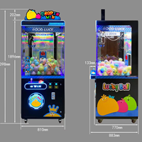 Machine de jeu d'arcade à monnayeur avec grue à griffes pour la distribution de balles porte-bonheur et la rédemption de prix, pour centre de divertissement familial (FEC) et enfants