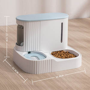 Comedero Automático Inteligente Moderno para Mascotas 3 en 1, Recipiente para Almacenar Comida y Agua para Perros y Gatos con Diseño Antideslizante - Product Image 1