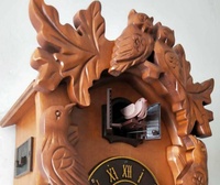 Horloge à coucou standard en quartz, modèle Maison de la Forêt Noire, avec affichage à aiguilles et train en mouvement, pour salon, avec musique du coucou, EN 48110 QMT