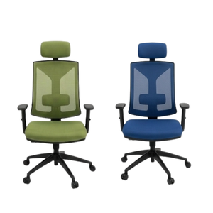 Chaise de bureau moderne avec dossier en maille, appui-tête et accoudoirs réglables, base pivotante à roulettes, assise ergonomique pour usage professionnel - Product Image 4