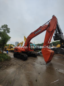 Excavatrice sur chenilles d'occasion Doosan DH220, 22 tonnes, moteur et pompe haute puissance, garantie 1 an, origine Corée - Product Image 4