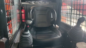 Plan flexible, adaptabilité rapide, Change 3.3T Mobile Expert, godet de 0,5 m³, <span class=keywords><strong>Agile</strong></span>, support 1 an - Product Image 4