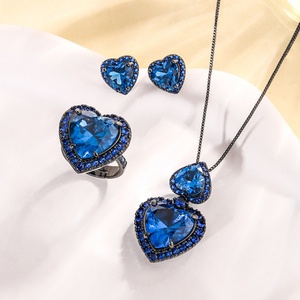 Fashion Eco-friendly Copper 15*15MM Cubic Zirconia Heart Shaped Black Gold Plated Jewelry <b>Set</b> for Women - Product Image 1