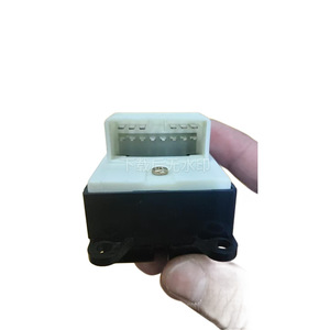 Interruptor de elevalunas eléctrico para Toyota Land Cruiser 70 80, 84820-35020, control automático para el cristal de la puerta del coche - Product Image 3