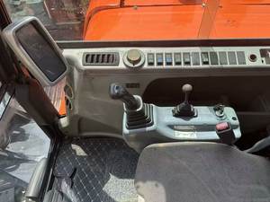 2018 Pelles sur chenilles Doosan DX60 d'occasion Vente 1 an de garantie Composants de base inclus Godet à haute puissance de creusement de 1,27 m³ - Product Image 3