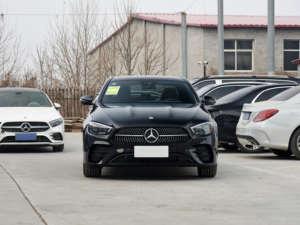 Mejor Precio 2021, Mercedes Benz E300 de <span class=keywords><strong>Segunda</strong></span> <span class=keywords><strong>Mano</strong></span> Importado, 66L, 250km/h, Autos Usados en Venta, 4 Puertas, 5 Plazas, Hatchback, Vehículo de Gasolina - Product Image 2