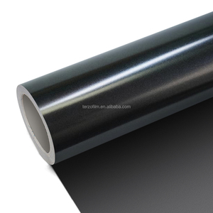 Vinilo de Envoltura para Vehículos PET de Alta Resistencia, Directo de Fábrica, Resistente a los Rayos UV y a la Decoloración - Product Image 1