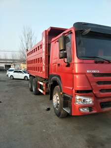 Camión volquete Sinotruck Howo de 10 ruedas usado en venta - Product Image 2