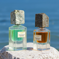 Flacon de parfum de luxe en pierre naturelle 30ml 50ml, base carrée lourde, forme personnalisée par le fabricant, avec bouchon en pierre naturelle