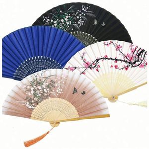 Abanico Plegable Retro Chino de Bambú y Seda para Mujer, para Calor, Decoración de Iglesia, Festival de Música EDM, Gris con Capullos Rojos - Product Image 1